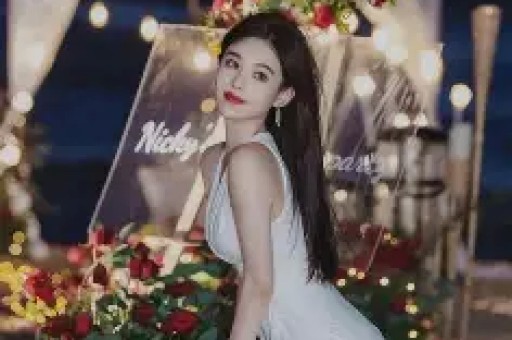 90后看老总：从劳模到靶心沉默的雷军和崩塌的人设